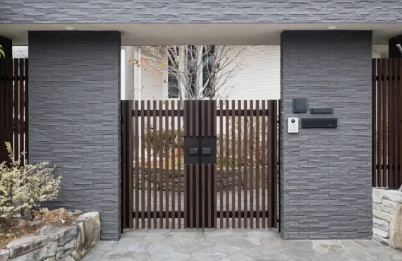 Automatic gates and doors